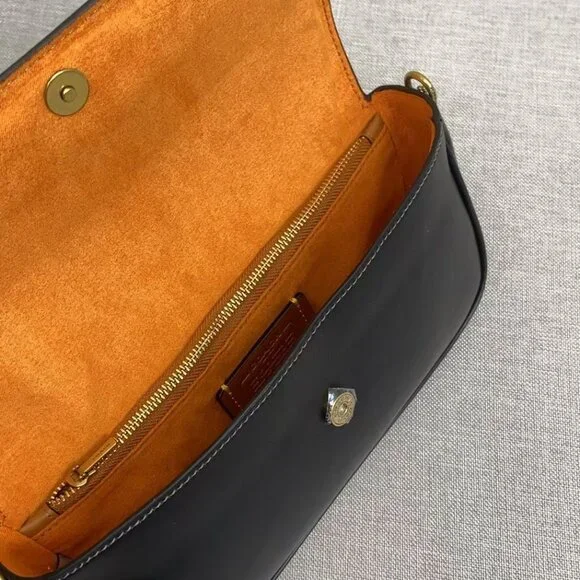 The Coach Brook Chain bag - Picture 7 of 7